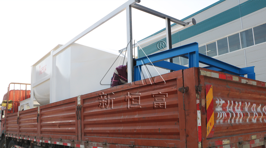 裝車基本完成 裝車基本完成