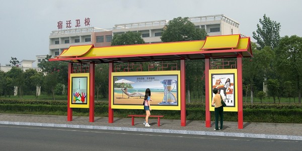 不（bú）鏽（xiù）鋼候（hòu）車亭PK太陽能候車亭